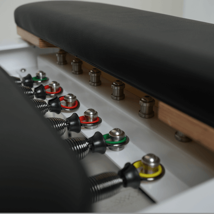 Full Track Queen Studio Pilates Reformer